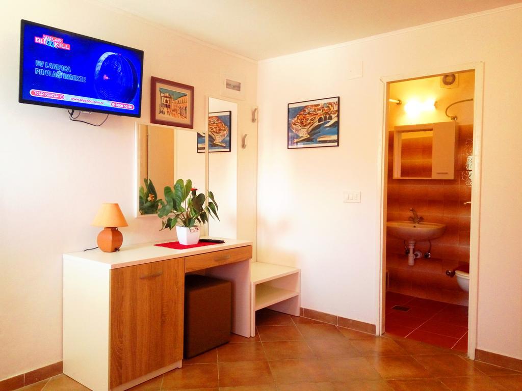 Guest House Kate Mlini Exterior foto