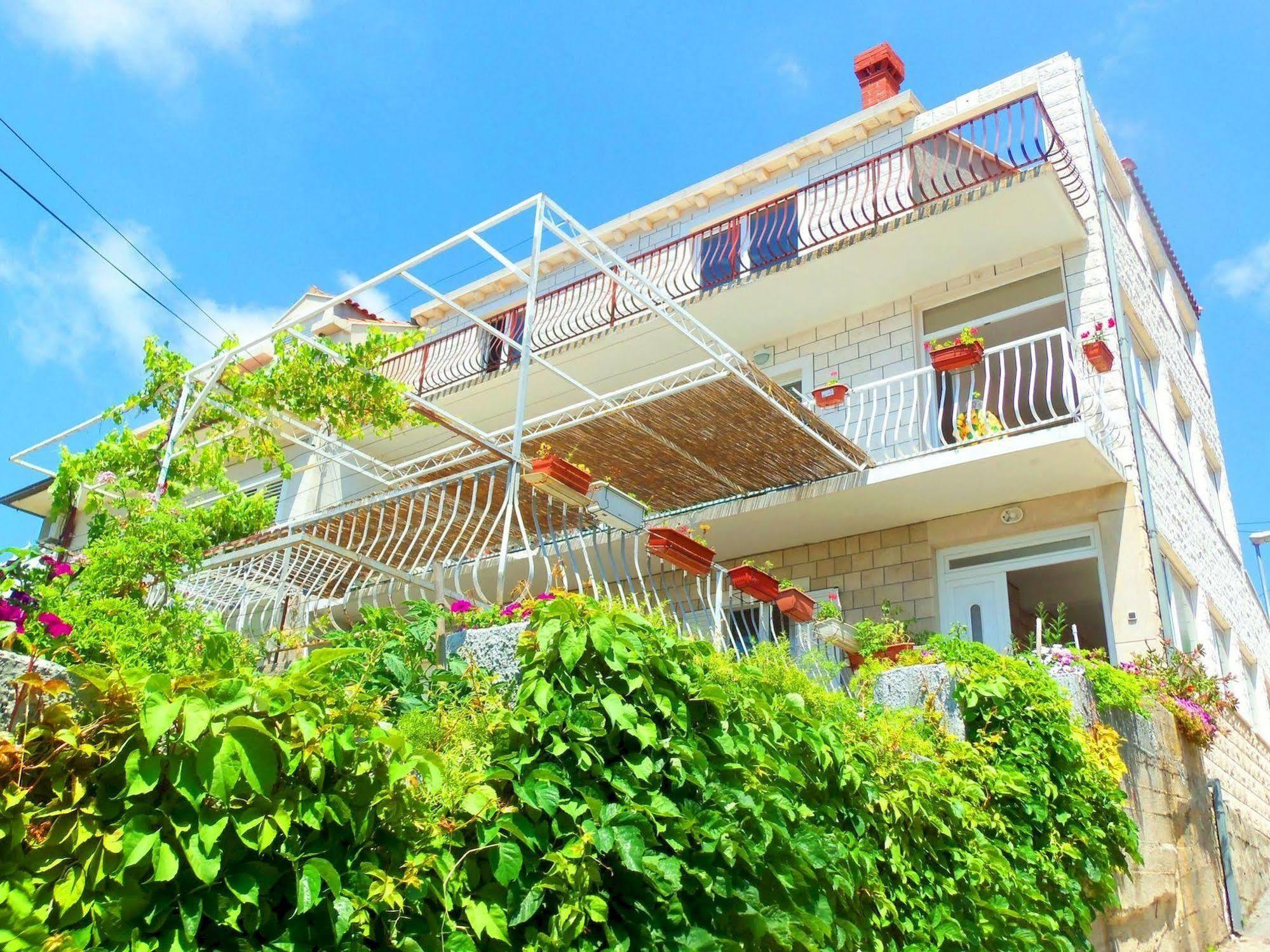 Guest House Kate Mlini Exterior foto
